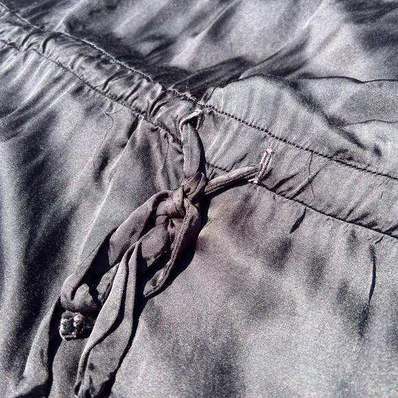 Black Loose Fit Wide Leg Spaghetti Strap Jumpsuit - Picture 5 of 10